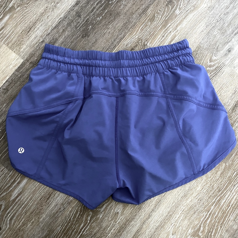 Size 10 lululemon shorts